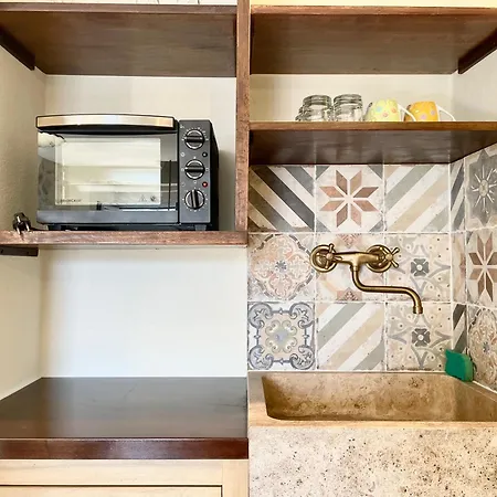 Casa Tipica Nel Borgo - Casa Soemy Semesterbostad