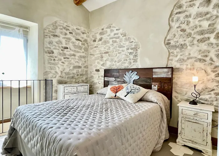 Casa Tipica Nel Borgo - Casa Soemy * Pennabilli